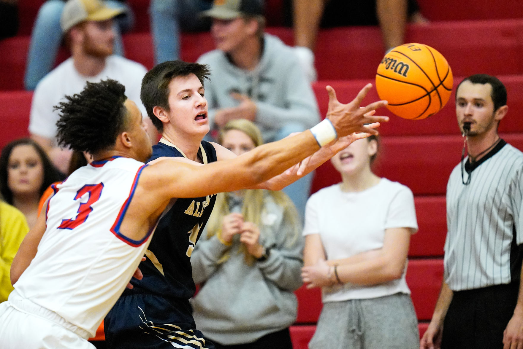 200114 FHS BBALL 39.jpg